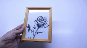 Как повесить фотографии на стену без гвоздей