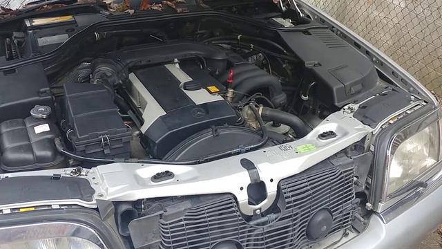 Mercedes S320 Cold start смотреть онлайн