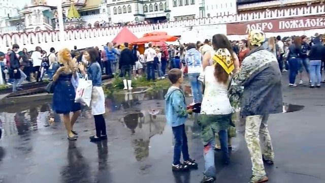 Фестиваль красок Холи в России / Holi festival of colors in Russia смотреть онлайн