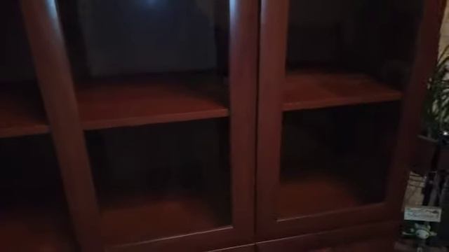 "Библиограф №3" книжный стеллаж 3-х дверный/разборка старого.?✍?? смотреть онлайн