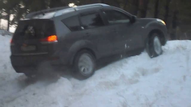 Citroen C Crosser Снег смотреть онлайн