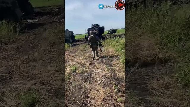 ‼️?Наши сожгли колонну наступающей бронетехники США на Времевском выступе
Украинские боевики радост смотреть онлайн