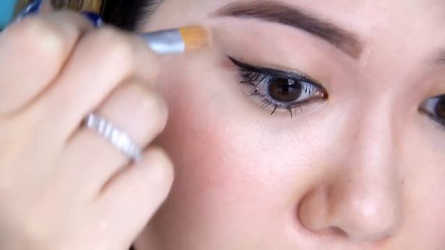 e.l.f. Eyebrow Kit Review & How I Fill In My Eyebrows Tutorial | DecorateYou смотреть онлайн