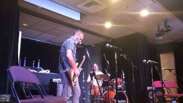 TOOL-Justin Chancellor And Danny Carey Playing Aenema At Berklee