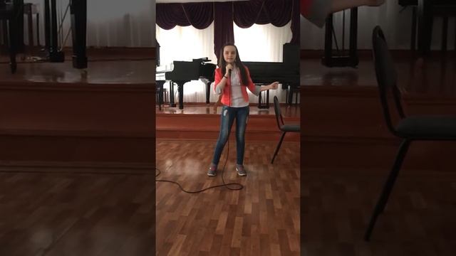 Новогодняя песня «Warm & Fuzzy» смотреть онлайн