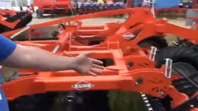 Обзор дискового лущильщика Optimer KUHN смотреть онлайн
