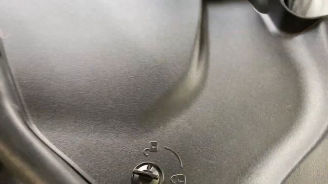 2018 BMW 540d XDrive G30 Engine Compartment Tour, Idle Sound