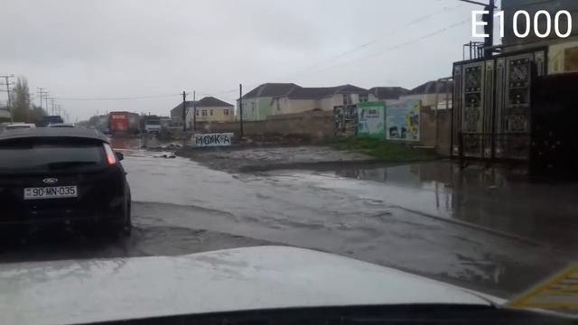 Binəqədi qəsəbəsində amfibiya maşınlar. Машины амфибии в поселке Бинагади. смотреть онлайн