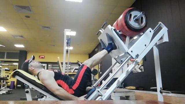 Жим ногами 250 кг смотреть онлайн