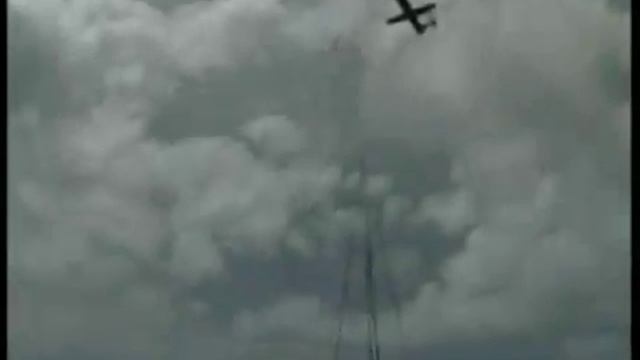 Доставка вертолётом композитного бассейна Franmer