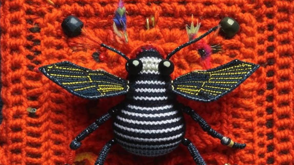 Квадратные мотивы с НАСЕКОМЫМИ от нейросети. ВЯЗАНИЕ. смотреть онлайн