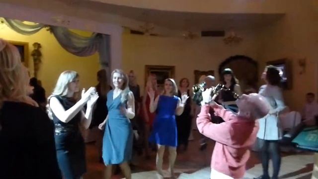 Саксофон project. Звук с телефона - плохой, зато дает понимание происходящего на сцене. с парнями. смотреть онлайн