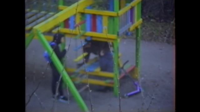 VHS Camcorder Panasonic M7 - PlayGround / Игровая площадка смотреть онлайн