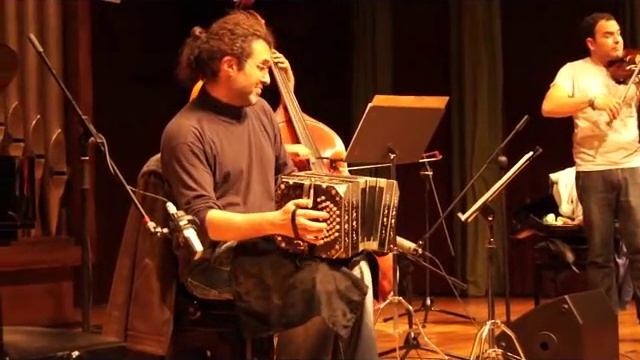 Abandoneado (milonga) por Luis Caruana Tango Quartet смотреть онлайн