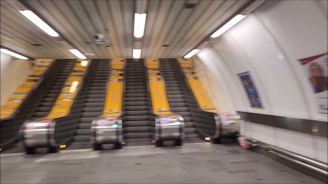 Prague Metro: Line A | U-Bahn Prag: Linie A | Metro V Praze: Linka A | Metro W Pradze: Linia A