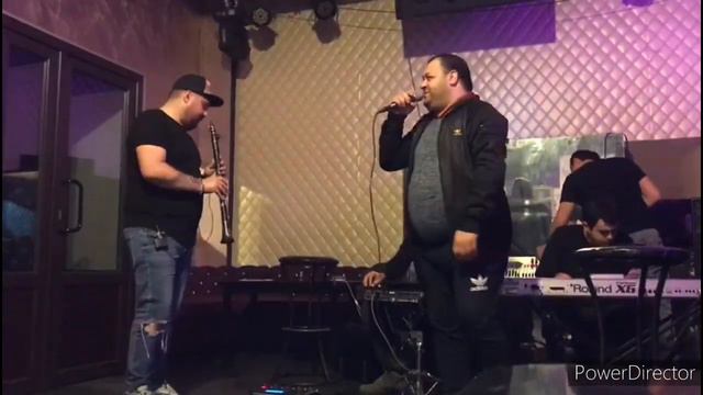 Hrach Vardanya - Artur Petrosyan klarnet Ashxarum Sirelem qez 2020 смотреть онлайн
