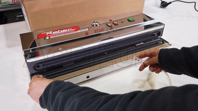 Unboxing Máquina envasadora al vacío Reber PROFESSIONAL 55 New - 9712NEL - INOX смотреть онлайн