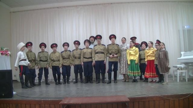 "Да в саду дерево цветет" Ансамбль "Казачата" смотреть онлайн