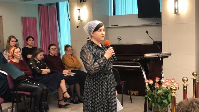 Случай на вокзале. Стихотворение смотреть онлайн