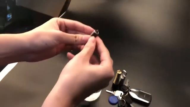 Бензиновая мини зажигалка брелок смотреть онлайн