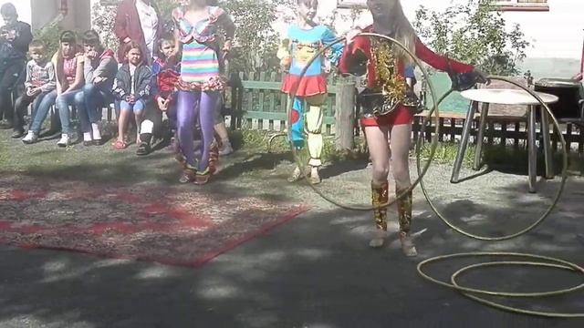 Зажигательный танец с обручами, Амурская область смотреть онлайн