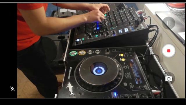 Angelo Guerriero Dj Lover tech house 2021 pioneer cdj 1000mk2 mixer denon x1800 prime смотреть онлайн