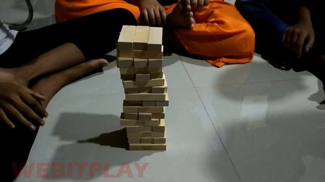 Hasbro JENGA Classic Review in Hindi | How to play JENGA game in hindi | Webitplay смотреть онлайн