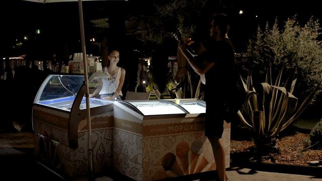 ИНОСТРАНЕЦ ПИКАПИТ ДЕВУШЕК в СОЧИ #2