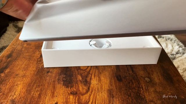 Unboxing Apple M1 Macbook Air, 13" 16 GB RAM, 512 HD смотреть онлайн
