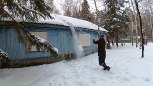 Сравнение скребков для чистки снега с крыши