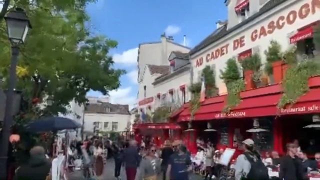 A Love in Paris, France with most beautiful piano composition Aurore and Minisic by Olivier смотреть онлайн