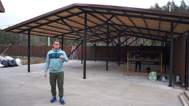 Стильный навес для 4+ машин 100 кв. метров ЧАСТЬ 2 от компании МАСТЕРКОЛОР24 смотреть онлайн