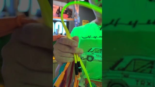 Taga рассказывает что то очень важное про провода! смотреть онлайн