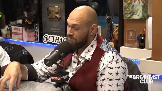Tyson Fury Opens Up About Mental Health, Overcoming Alcoholism & Fighting Deontay Wilder смотреть онлайн