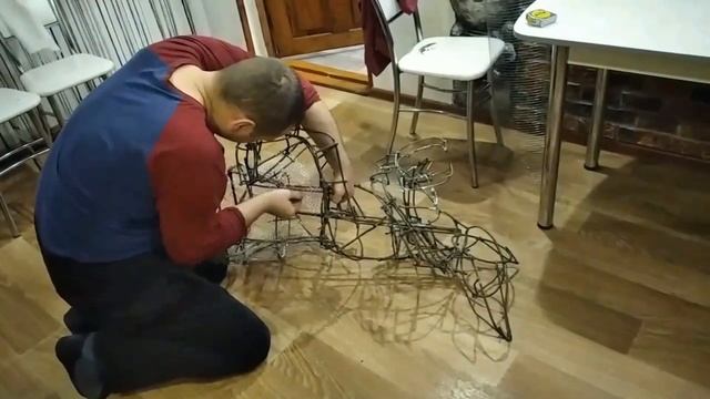 отделка внутреннего интерьера дома. барельеф на стене. скульптура для сада. работа Натальи Гонт. смотреть онлайн