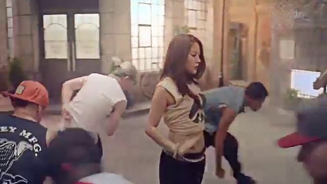 Корейский клип!.Классно танцует смотреть онлайн