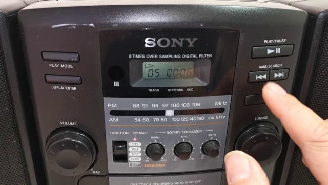 SONY CFD-Z120 CD Radio FM AM Cassette Tape Recorder Boombox смотреть онлайн