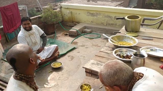 Пран Кришна Дас Бабаджи, служение Махапрасаду,вайшнавам.11.11.2019 смотреть онлайн
