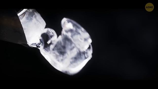 Почему в космосе так холодно, если Солнце горячее? смотреть онлайн