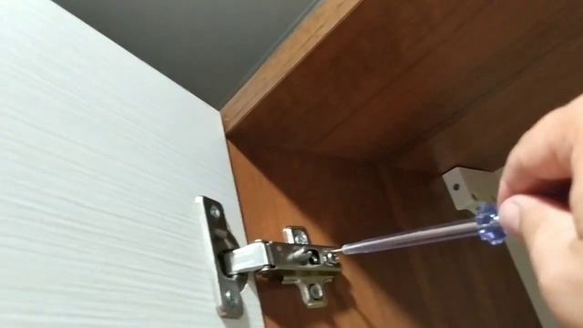 Регулировка кухонной мебели смотреть онлайн