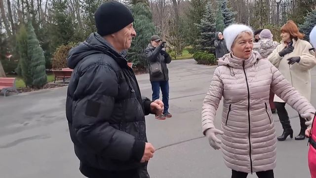 ЗАБЛУДИЛАСЬ ОСЕНЬ СРЕДЬ БЕРЕЗ ДА СОСЕН❤️ ТАНЦЬІ В ПАРКЕ ГОРЬКОГО❤️ ХАРЬКОВ 2023
