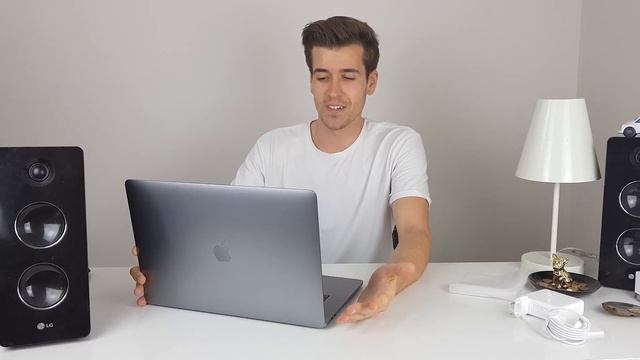 MacBook Pro 2018 fr i7 15 pouces deballage смотреть онлайн