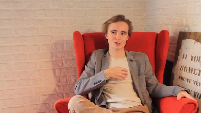 День первокурсника. 6 глупых вопросов руководителю творческого коллектива|Василий Трегубов смотреть онлайн