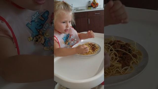 Щенячий патруль Даша кушает смотреть онлайн