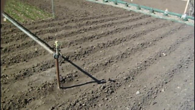 САМОДЕЛЬНАЯ КАРТОФЕЛЕСАЖАЛКА И МОТОБЛОК КРОТ..? ЛЕГКО И ПРОСТО !!! смотреть онлайн