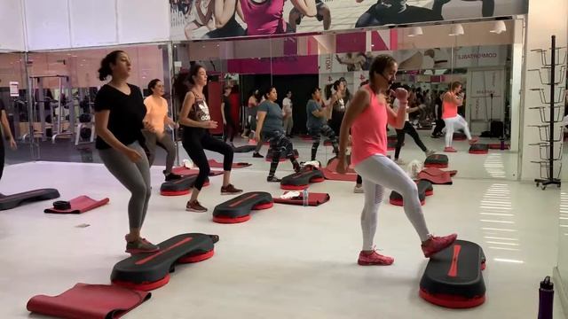Hips & Abs class смотреть онлайн