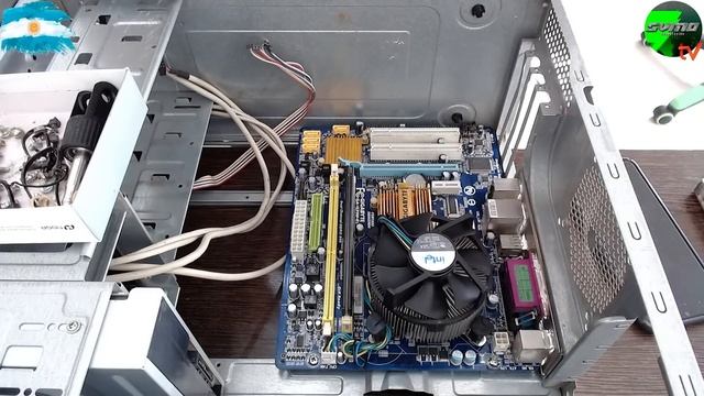 Una que safo de la Basura: Intel Core 2 Duo E4600 + Ati XFX 5450 y mucho mas.... смотреть онлайн