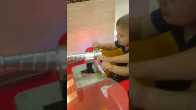 Орехово-зуево. ТЦ Орех. Детский развлекательный центр.(4) смотреть онлайн