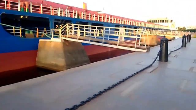 Гулянье в Санкт-Петербурге 25 июня ночью 1часть. смотреть онлайн