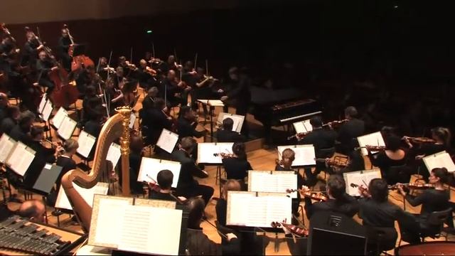 Rachmaninoff: Symphonic Dances (2) / Julien Masmondet - Orchestre de Paris смотреть онлайн